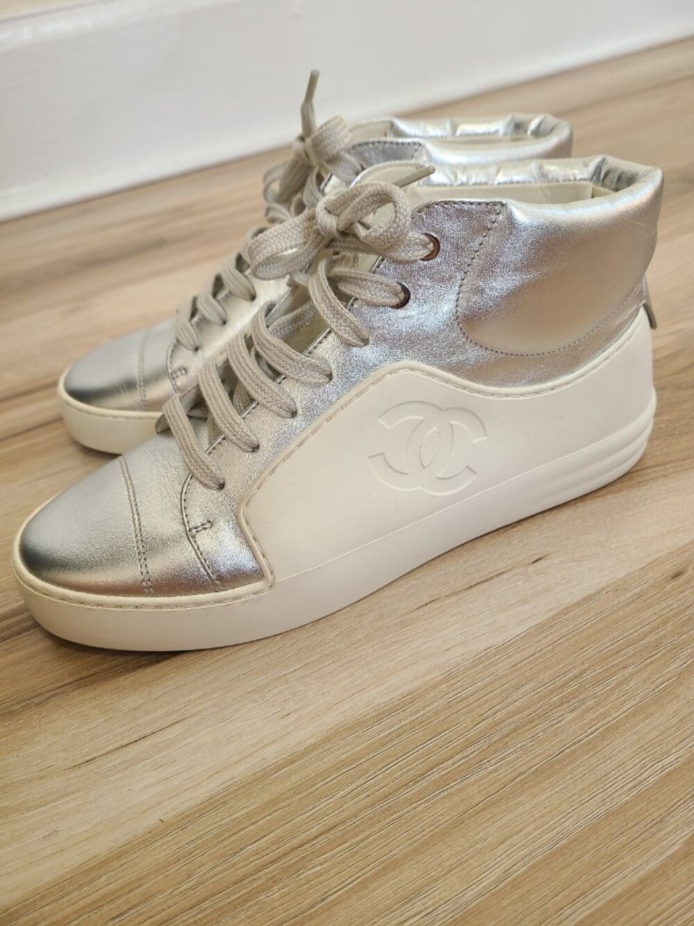 Chanel White Leather Silver Womens High Top Sneakers size 36.5 US 6.5